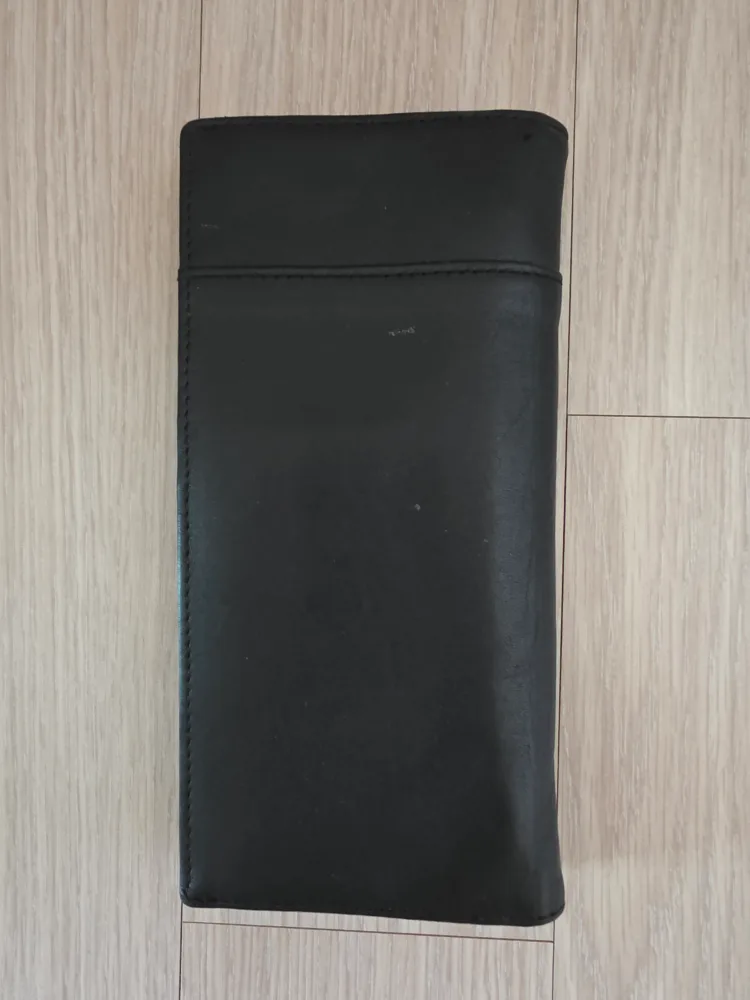 만다리나덕 가죽 카드지갑