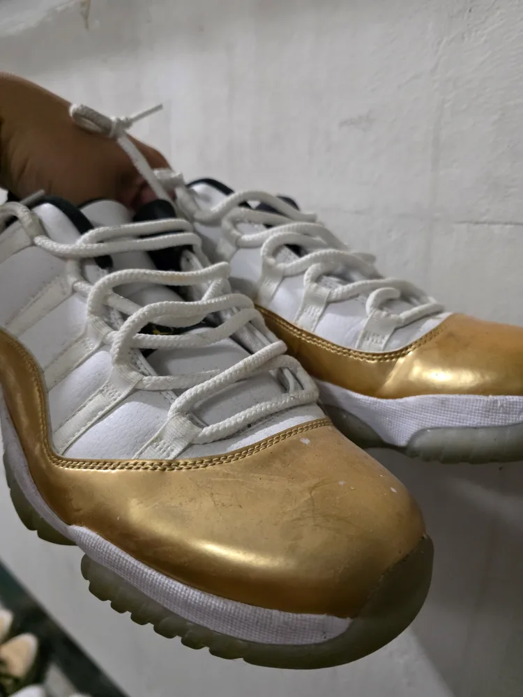 조던 11 로우 클로징 세레모니 중고 280