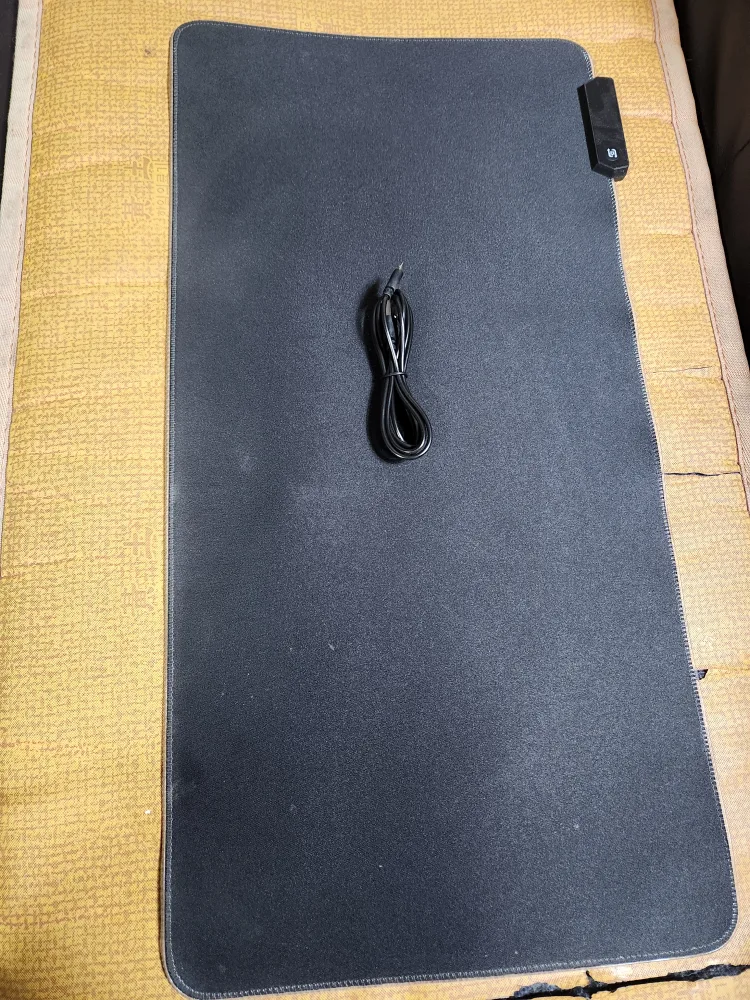 RGB 게이밍 장패드(중고)