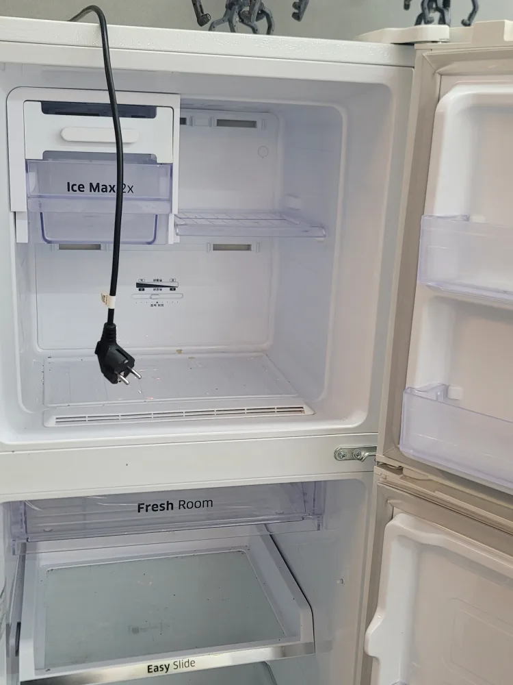 삼성 255L 중고냉장고 팝니다. 1등급