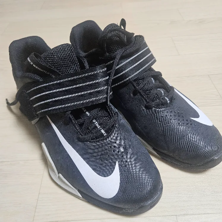 나이키 사발레오 역도화 헬스 신발 275