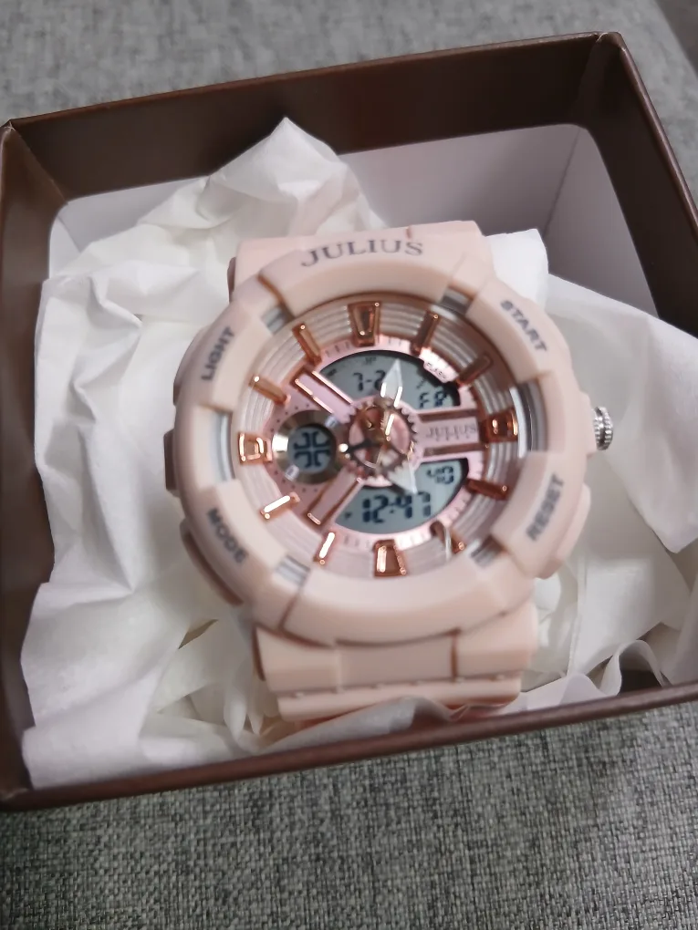 쥴리어스 핑크 디지털시계 새상품