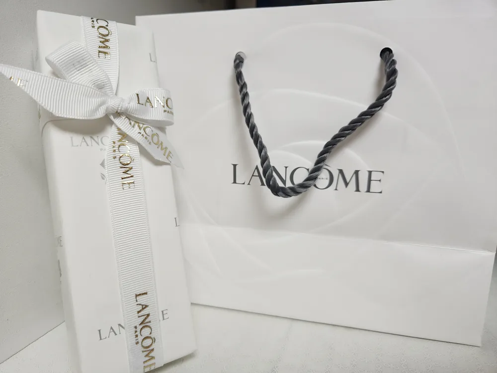 새상품,선물포장) 랑콤 선크림 UV 톤업 밀크 로지 블룸 50ml