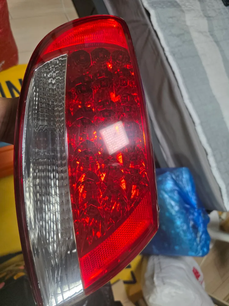 그랜저tg 운전석후미등 팔아요