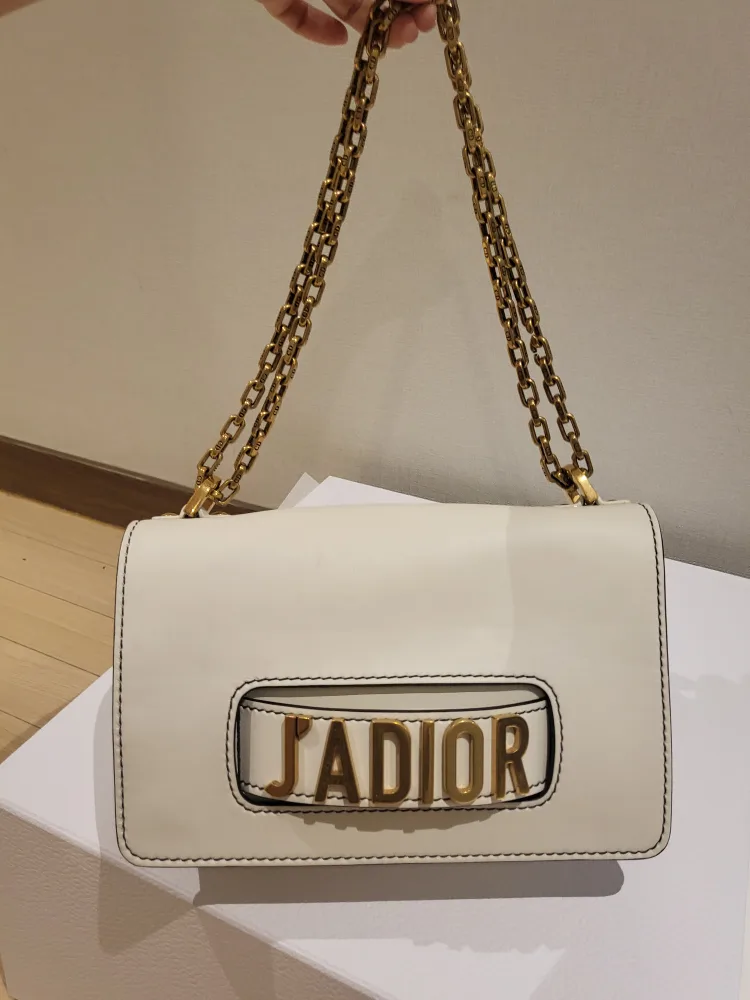 디올 J'Adior 체인백 화이트.골드