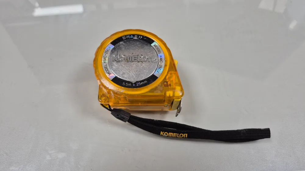 코메론 줄자 5.5m (중고) 줄자 고정가능
