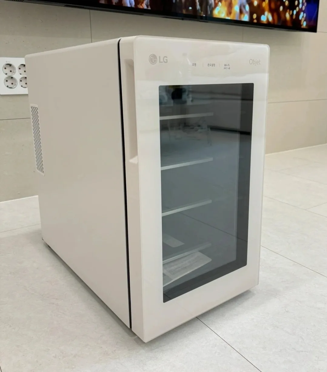 LG 오브제 아이보리 와인셀러 와인냉장고 W0082GBE
