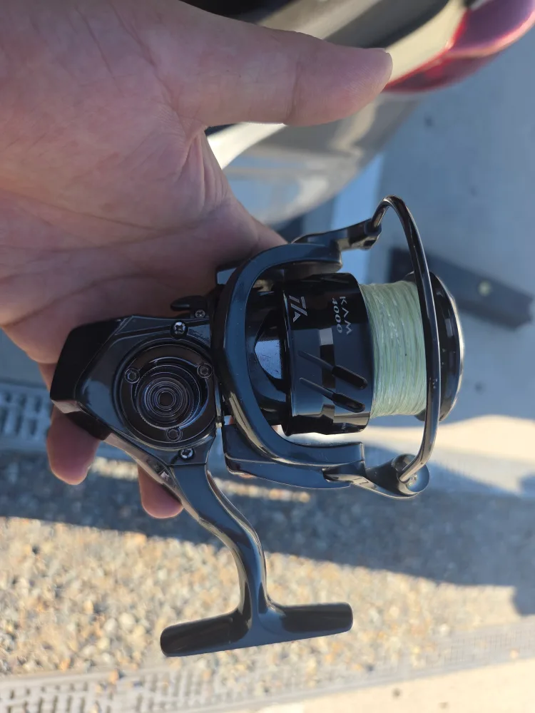 스피닝 릴 4000번 6.2기어 1호 8합사 감겨있음 중고 낚시 바다 삼치