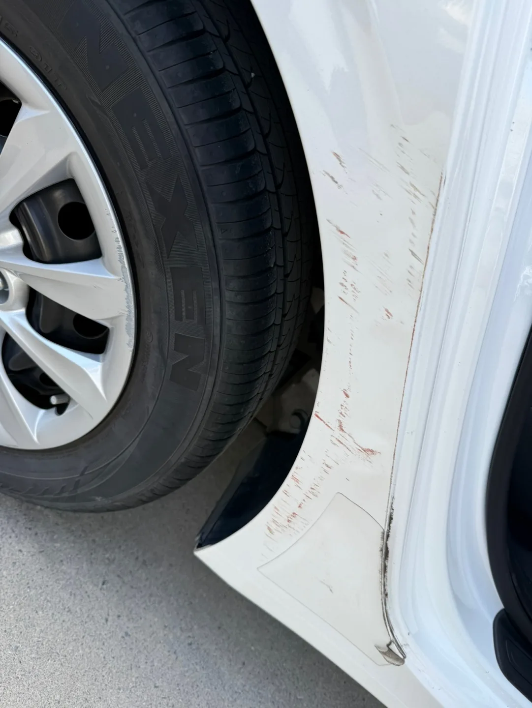 중고타어어  여러종류 사이즈 문의. 가능 합니다^^