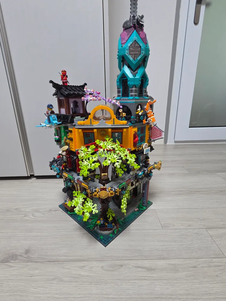 레고 닌자고 시티 가든 71741 정품 중고 제품 팝니다.