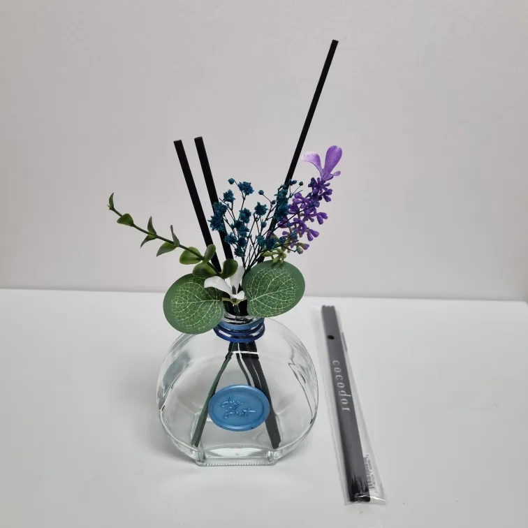 디퓨저스틱. 조화.화병