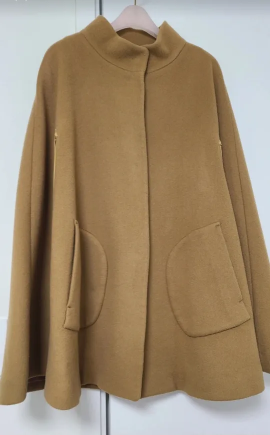 코트  미쏘 케이프 코트