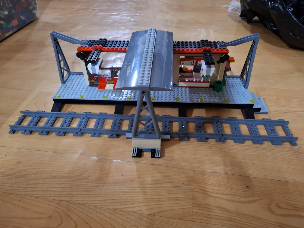 레고60050 기차역 판매 중고(레일 비포함)