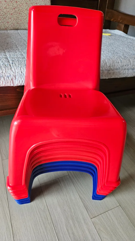 아동용 플라스틱 의자