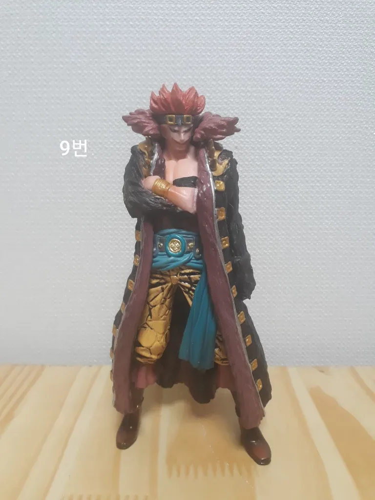 원피스,드래곤볼 피규어들 개당1만