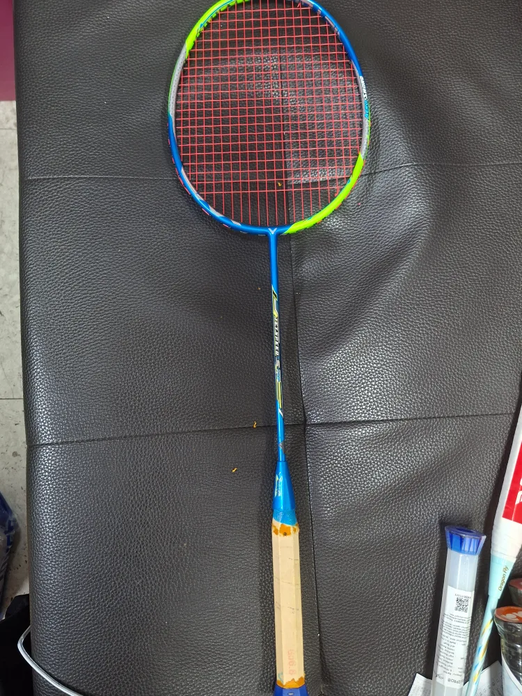 빅터 제트스파드S YYS 배드민턴  중고라켓