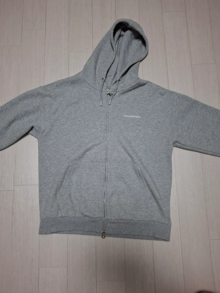 Sensational 회색 후드집업 160cm