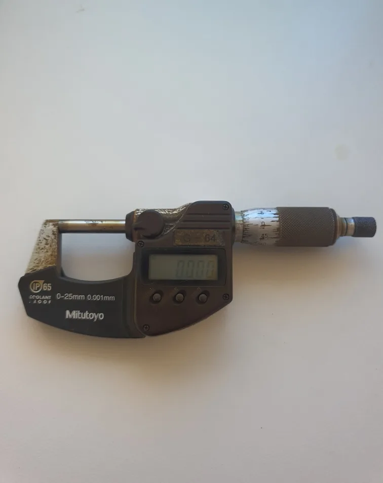 [중고품]미쓰도요 0-25 0.001 디지털마이크로미터