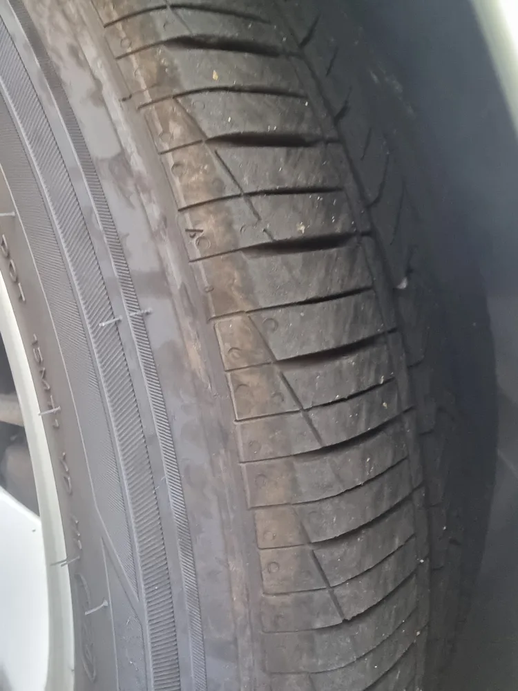 중고타이어 2개 215/55R17 17인치