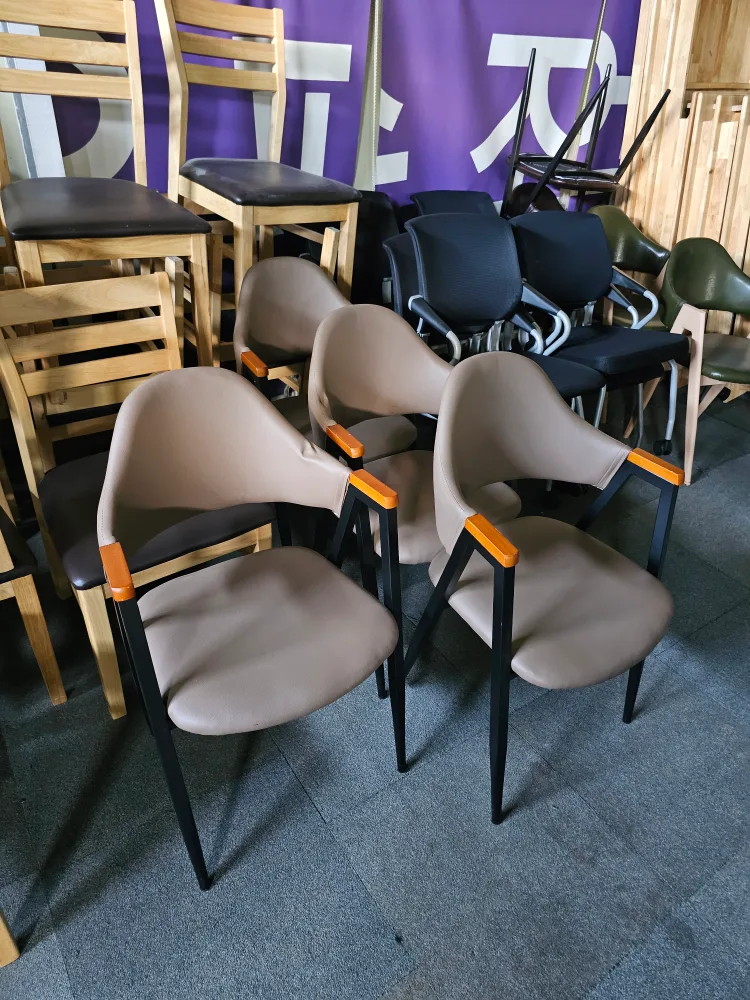 다양한 디자인 의자 중고 개당가격입니다