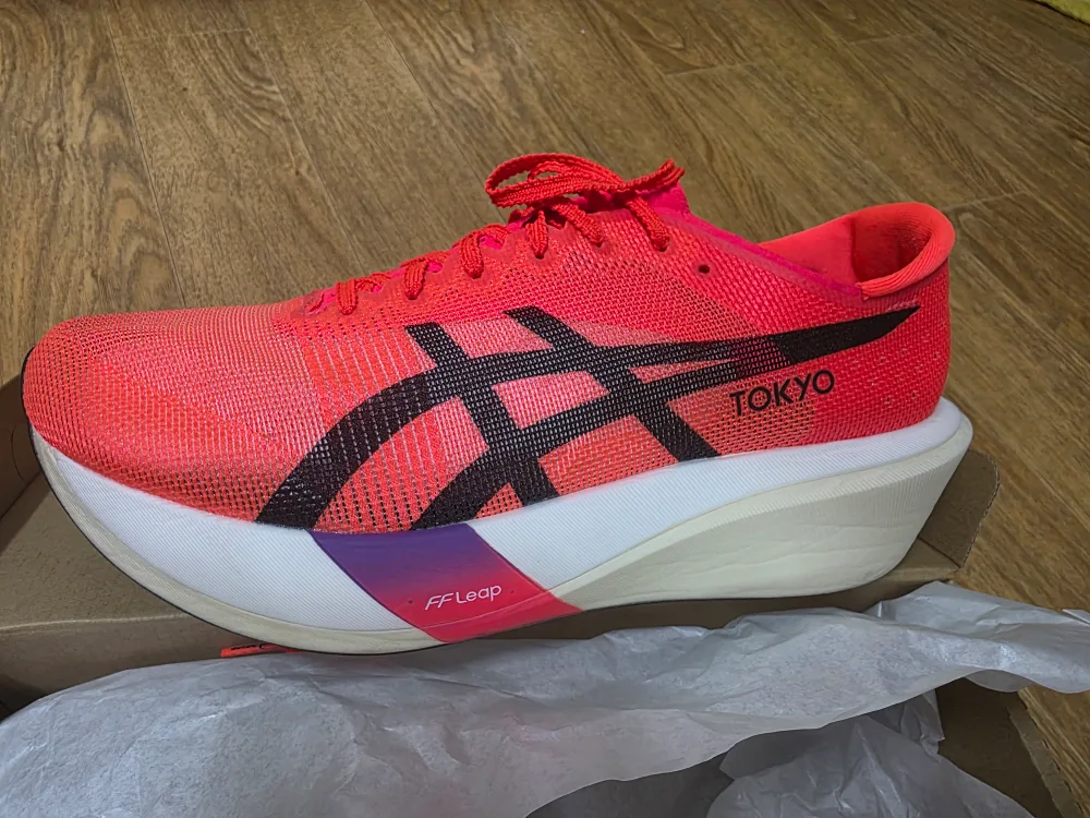 아식스 메타스피드 엣지 290 극미중고 팝니다