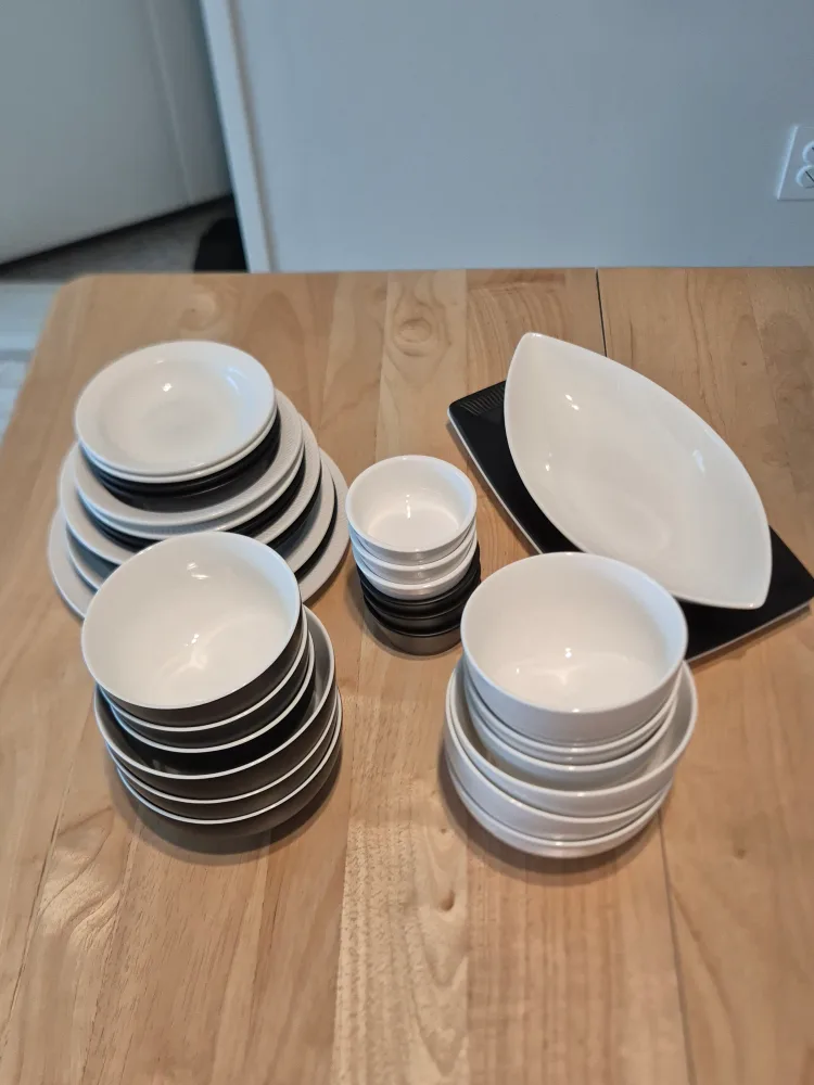 국산 로얄킴스 6인그릇세트 (중고-3만원)