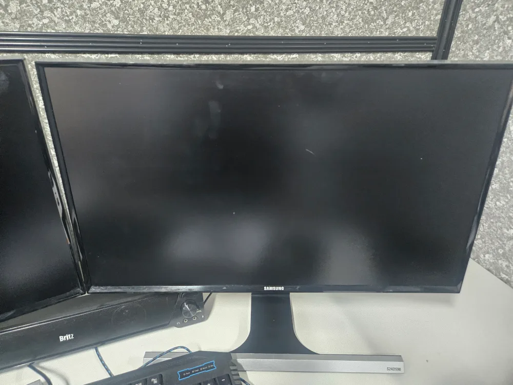 삼성 LED 모니터 LS24D590