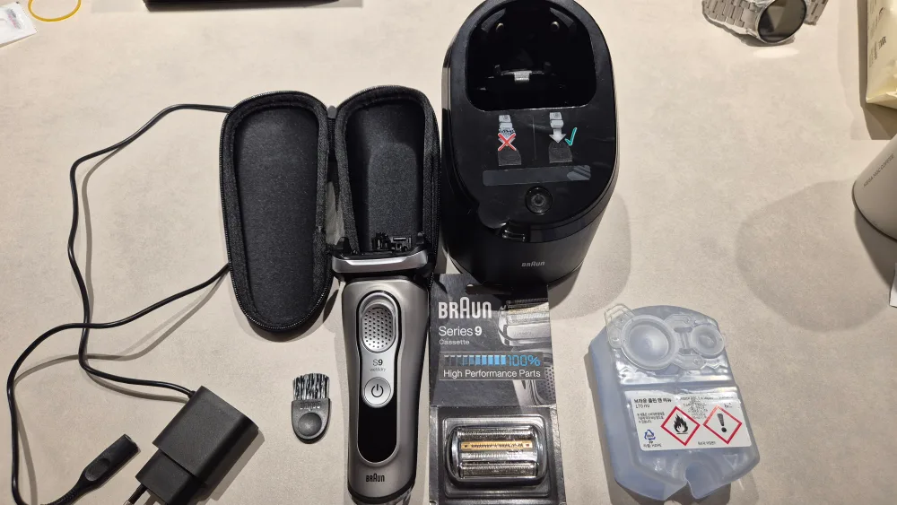 브라운 면도기 S9 세트 정품 면도날 새거 포함