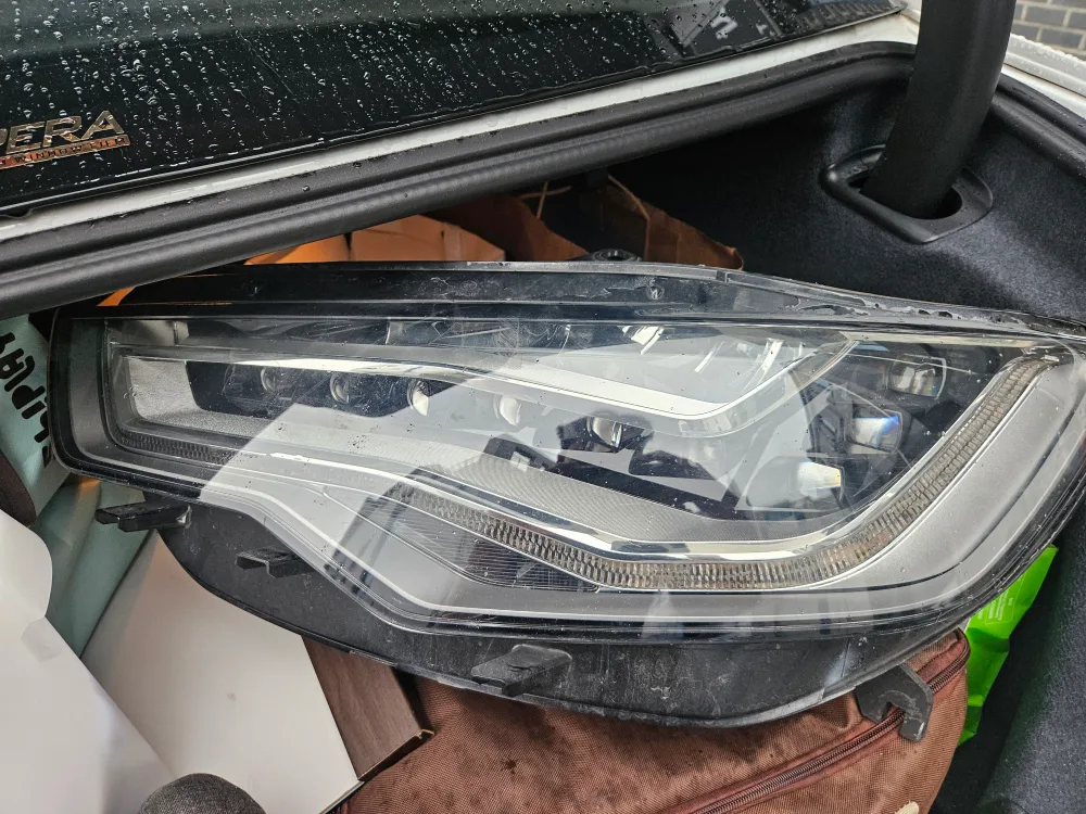 아우디A6 c7 헤드라이트 (중고)