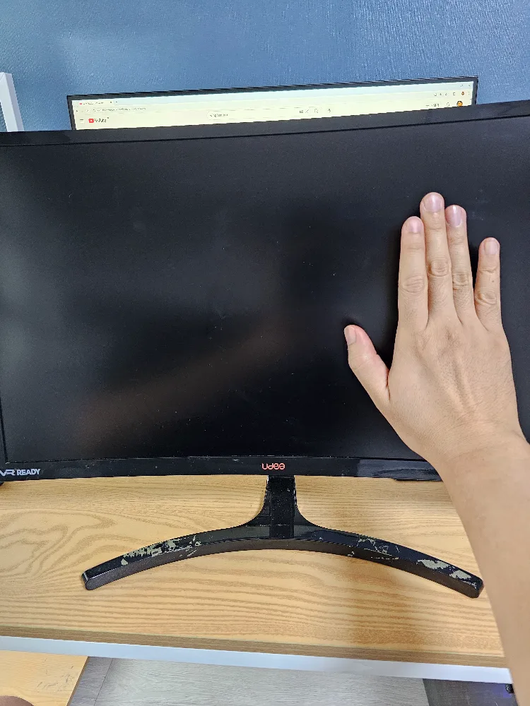 Udea 24인치 모니터 중고 나눔.