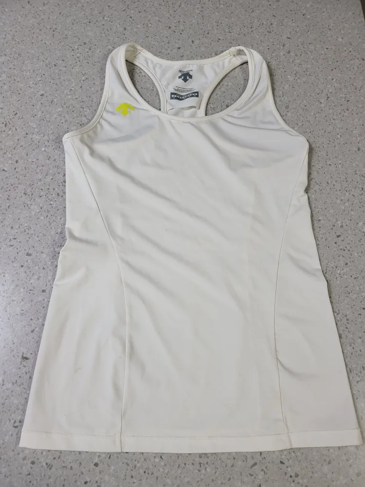 데상트 여성티 (85)