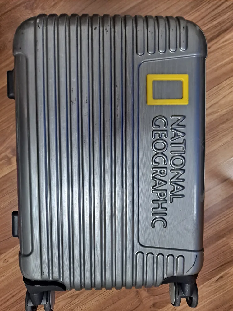 내셔널지오그래픽 실버캐리어