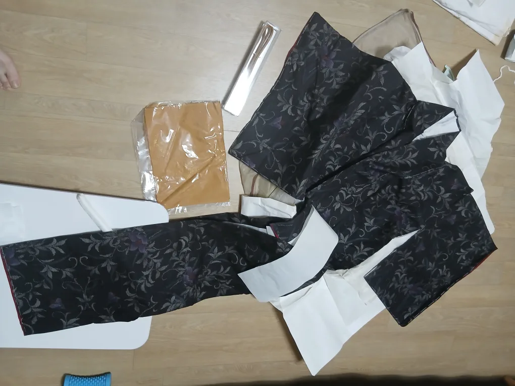 일본키모노 大島紬(오오시마츠무기) 빈티지 원단 (미사용, 세탁 필요)