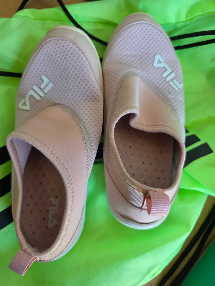 아쿠아슈즈 210  핑크 중고