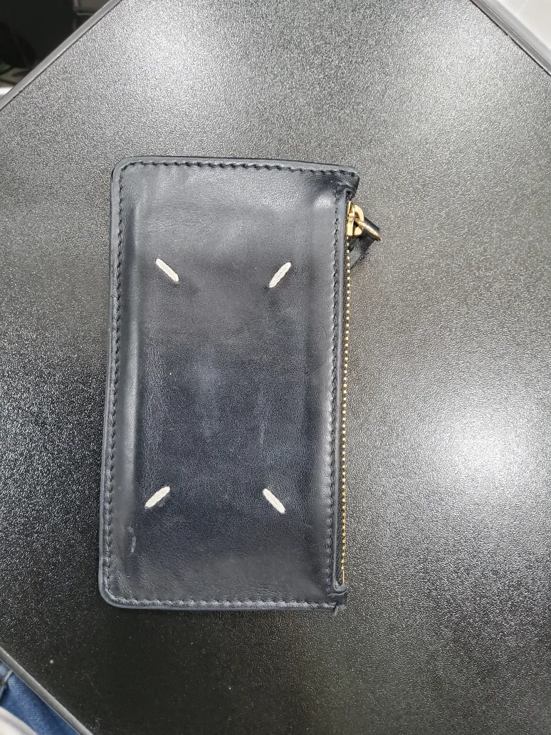 메종마르지엘라 카드지갑 팝니다