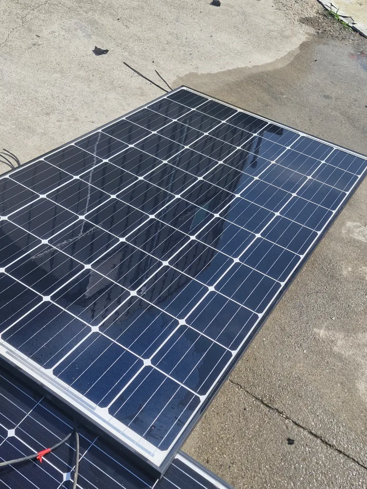 중고캠핑카 태양광 패널