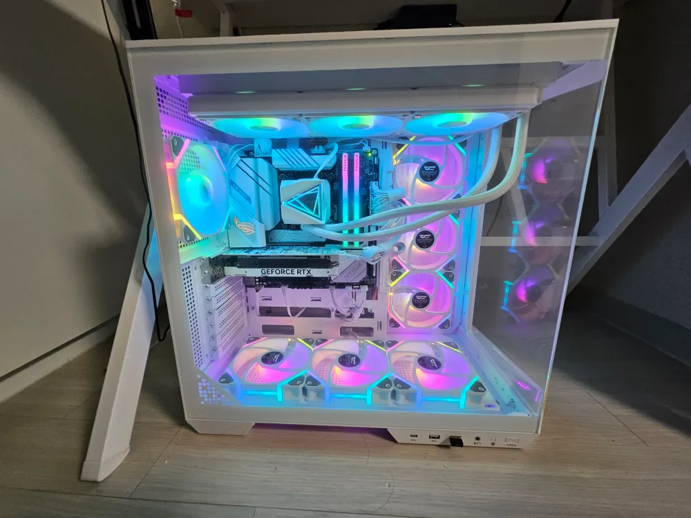 i7-12700K / RTX4060 화이트톤 조립 PC