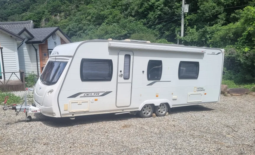 루나 델타 RS 카라반