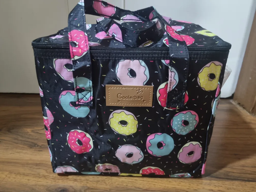 검정 보온보냉 가방 생수 12통 가능 새상품 캠핑 나들이 택배 가능