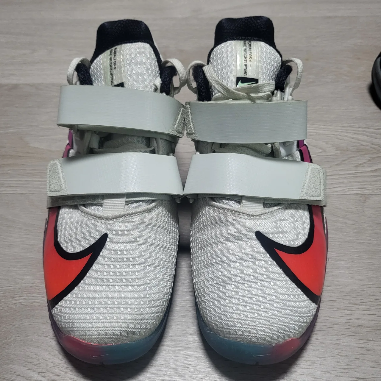 중고☆나이키  로말레오4 스페셜 에디션  255(260). 역도화