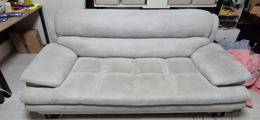 베이지색 중고 소파