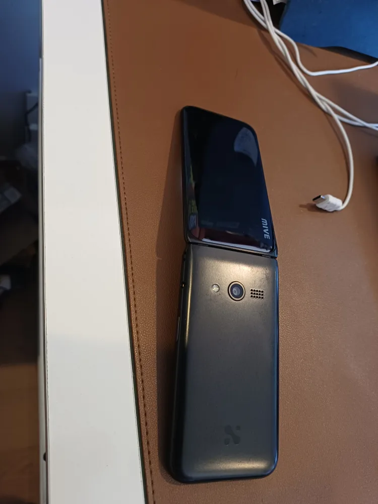 LG U+ 폴더폰 블랙(중고폰 핸드폰 스마트폰 휴대폰 태블릿 스마트폴더)