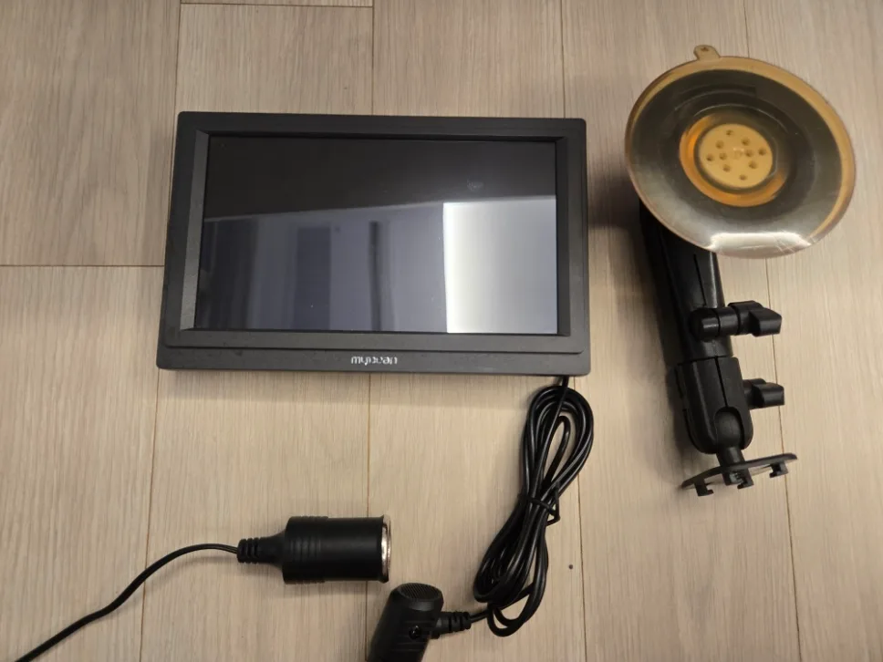 마이빈 지니 맵 7인치 중고 네비게이션입니다