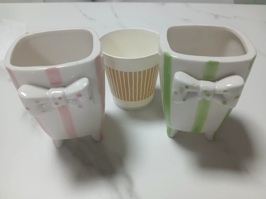 중고 리본 장식 화분 2개