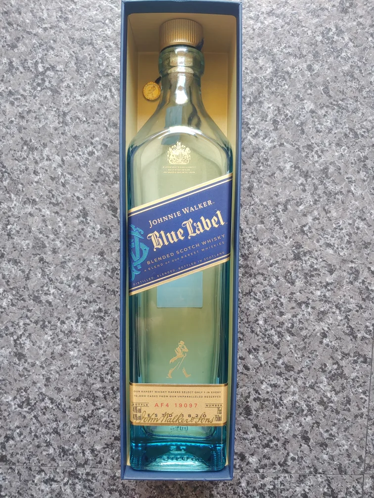 조니워커 블루 ,야마자키,글렌모렌지 공병