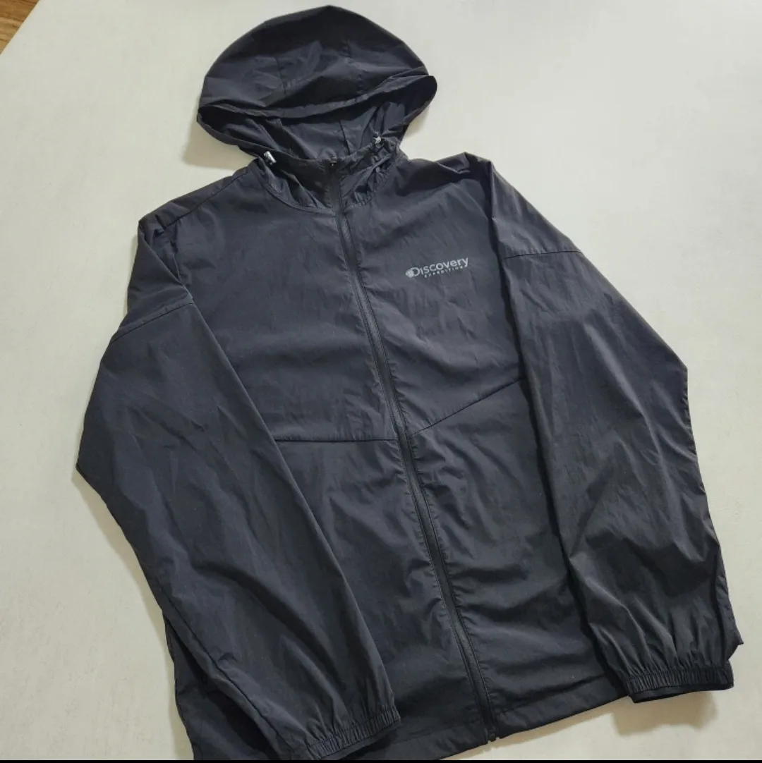 디스커버리 바람막이