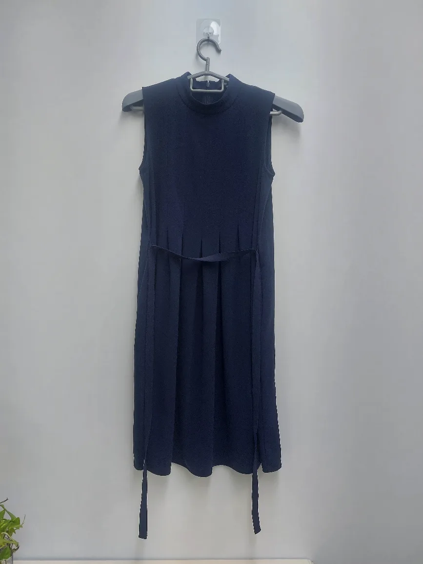 일본 유니클로 네이비 원피스 M (55~55반)