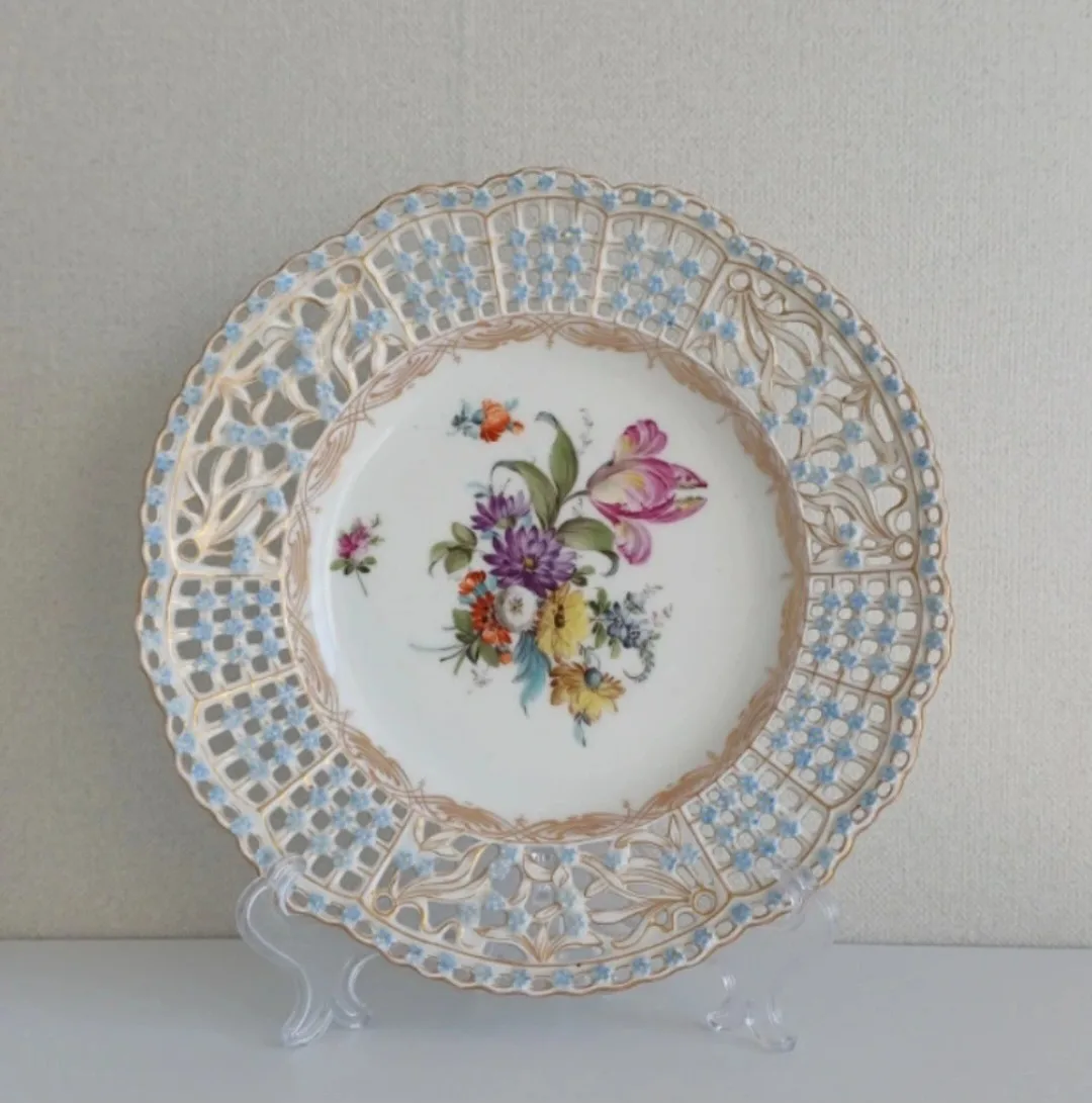 앤틱) 독일 Volkstedt 투각 접시(21cm)