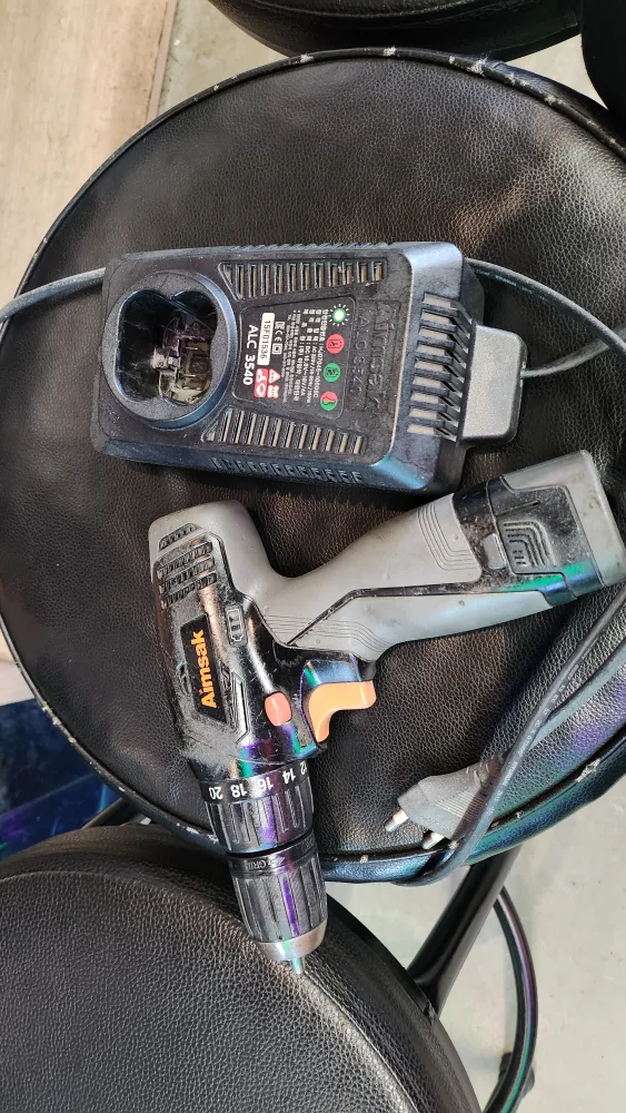 국산 아임삭 전동드릴