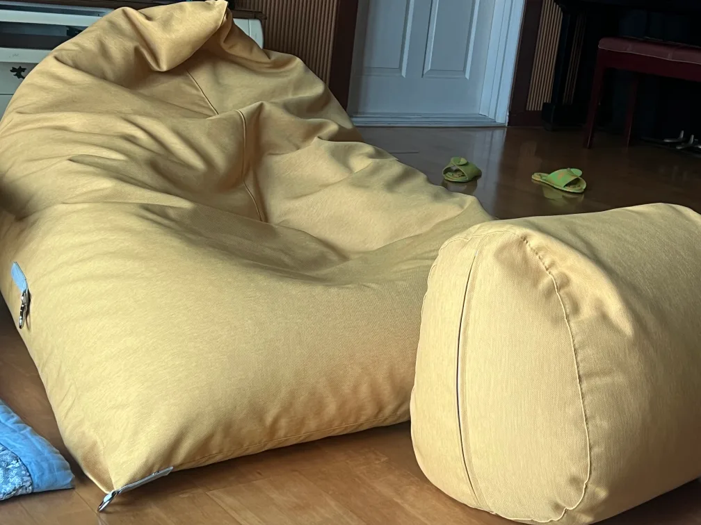 폴리몰리 701 빈백(머스타드) 색상 팝니다.